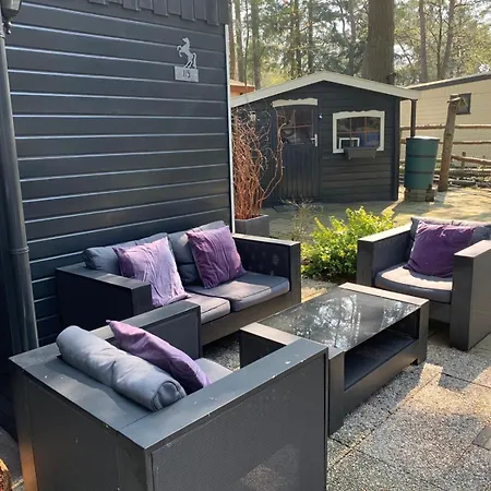 'back To Nature' Bospark Ijsselheide Veluwe Chalet *