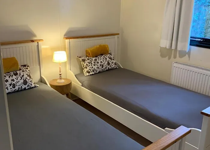 'back To Nature' Bospark Ijsselheide Veluwe Chalet